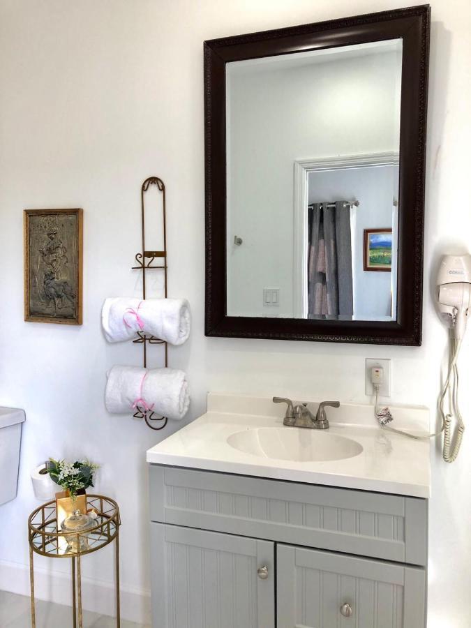 Private Suite Mins From Mia Free Parking Miami Zewnętrze zdjęcie